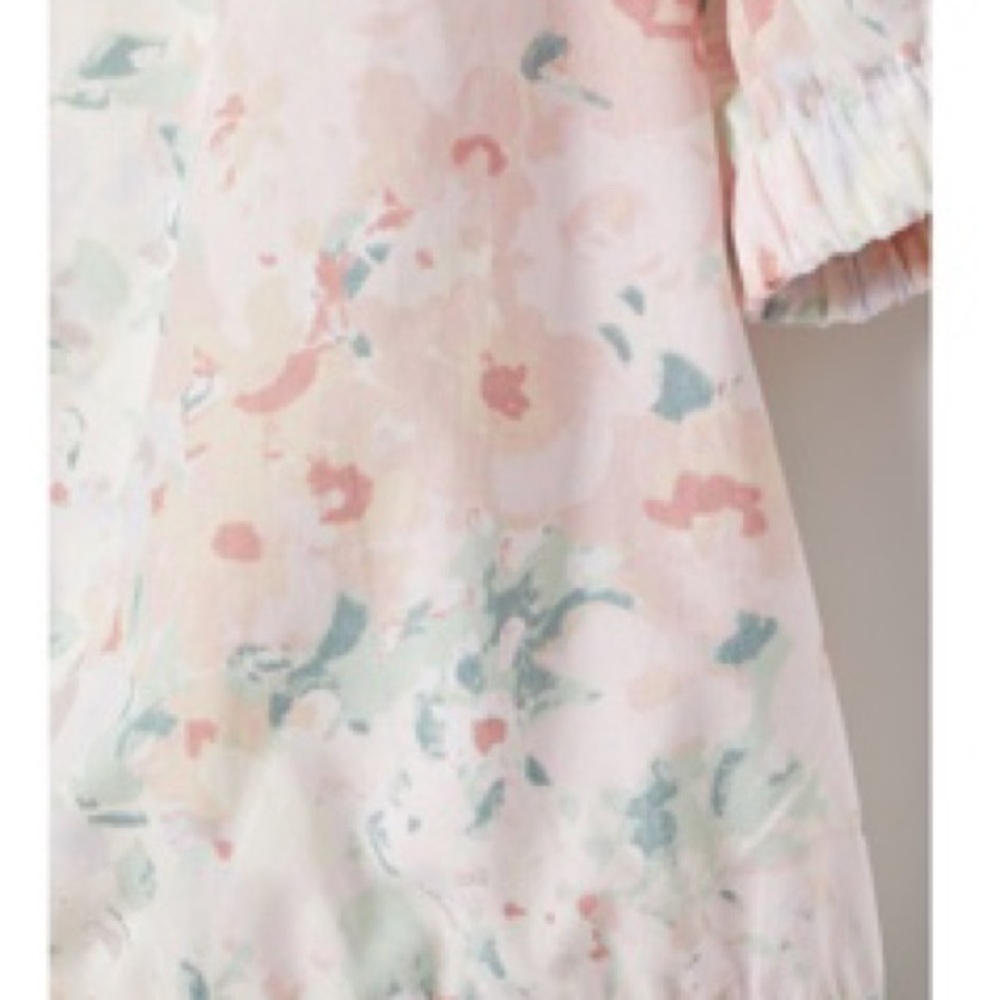 ❌SOLD❌ Spring Florals Cotton Puff-sleeved Top XL - Picture 5 of 7